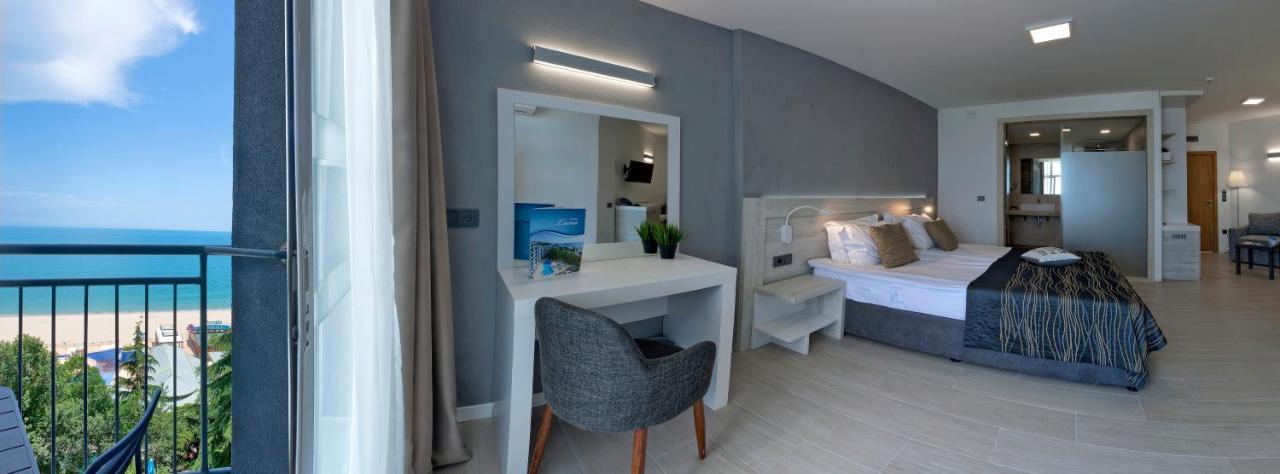 Luna Beach Hotel โกลเดน แซนส์ ภายนอก รูปภาพ
